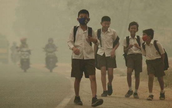 ۹۹ درصد مردم هوای بی‌کیفیت تنفس می‌کنند