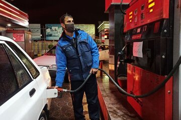 تصمیم نهایی دولت درباره قیمت بنزین اعلام شد