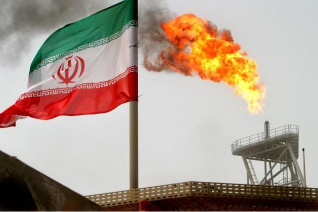 کاهش قیمت فروش نفت ایران
