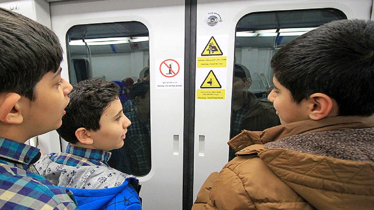 مترو برای دانش آموزان و دانشجویان رایگان است